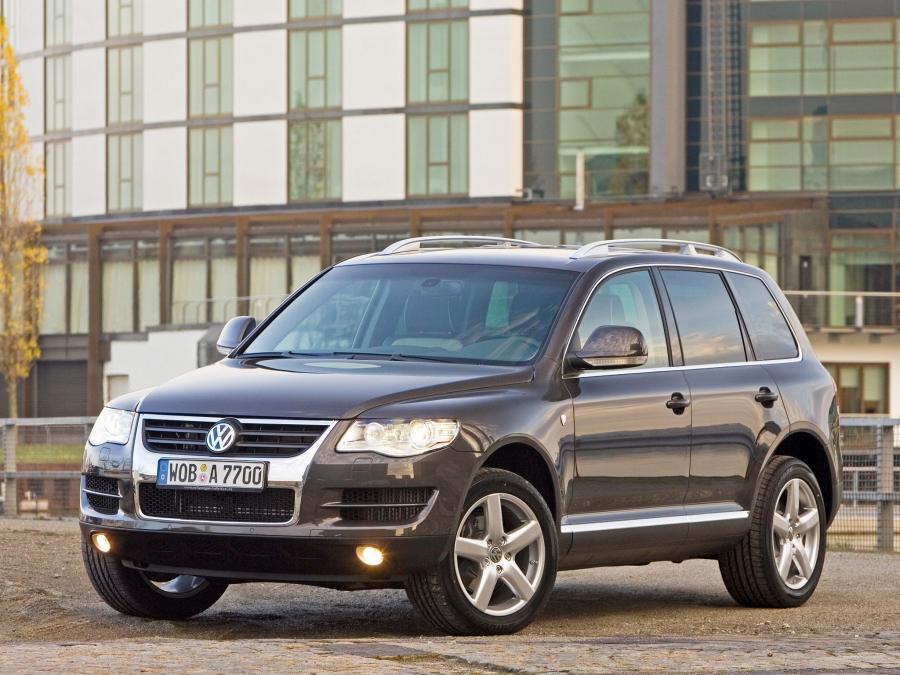  Volkswagen Touareg Individual 2007 года  (фото 21 из 22)